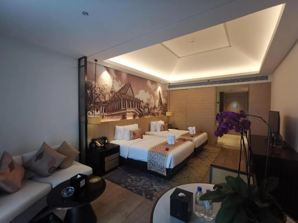 Nanhai International Hotel Сиануквиль 5*,